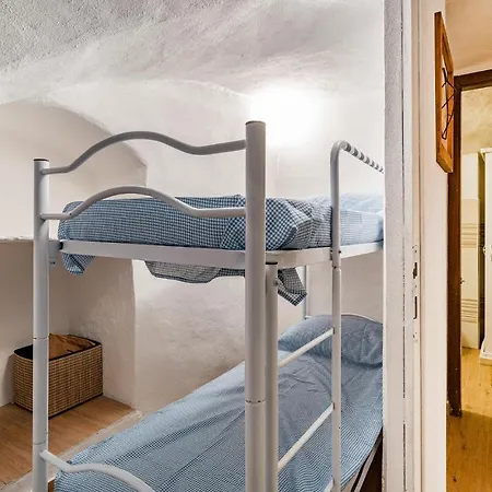 Apartment In With 1 Bedrooms And Wifi Sanremo