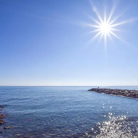 Apartment In With 1 Bedrooms And Wifi Sanremo